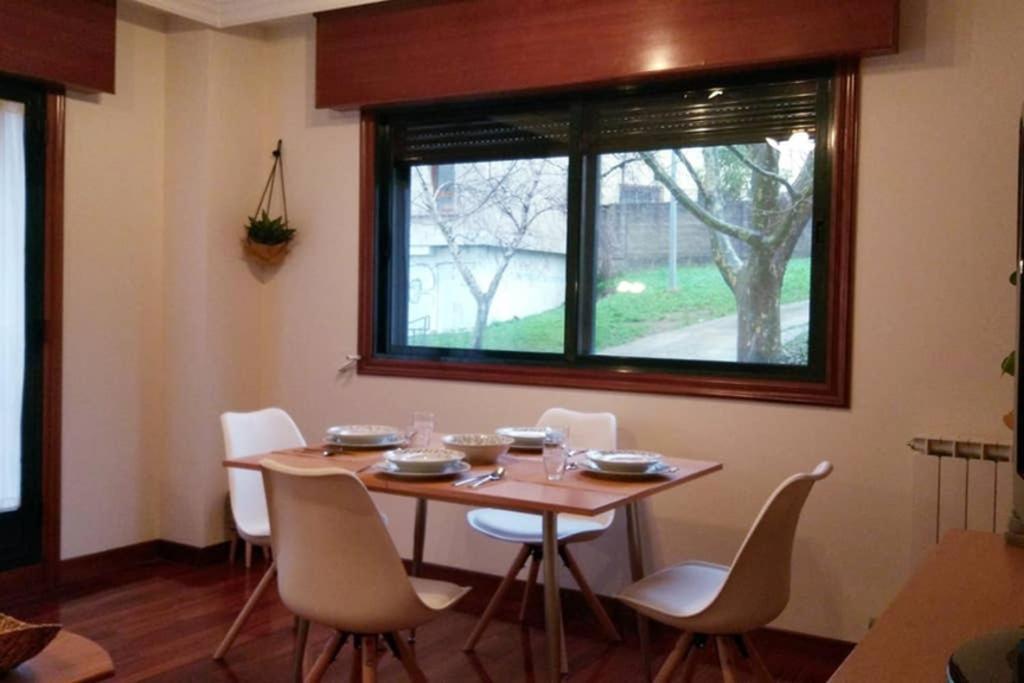 Apartamento Completo Con Parking Privado Y Wifi En San Roque Vigo Esterno foto